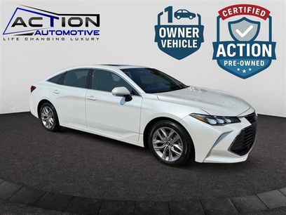 Used 2019 Toyota Avalon XLE w/ Moonroof Package