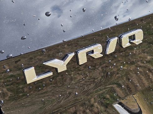 New 2026 Cadillac Lyriq Sport image 8