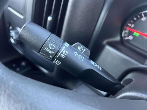 Used 2016 GMC Sierra 2500 4x4 Crew Cab w/ Sierra Convenience Package image 27