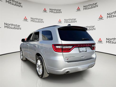 Used 2024 Dodge Durango GT image 2