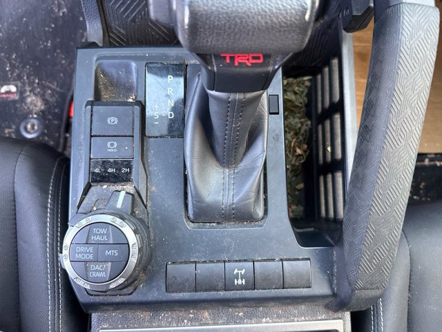 Used 2025 Toyota Tacoma TRD Off-Road AWD/4WD image 19