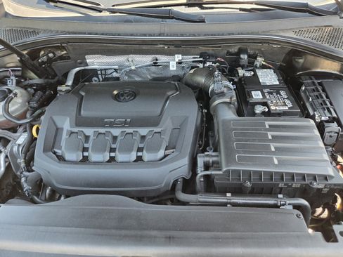 Used 2022 Volkswagen Tiguan SE R-Line FWD image 26