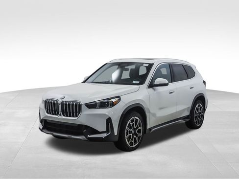 Used 2025 BMW X1 xDrive28i w/ Premium Package image 1