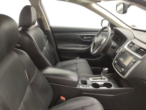 Used 2017 Nissan Altima 2.5 SL w/ 2.5 Technology Package image 21