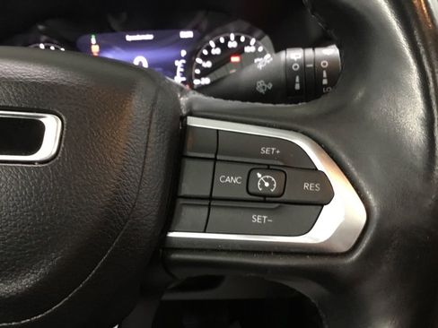 Used 2022 Jeep Compass Latitude w/ Sun and Sound Group image 39