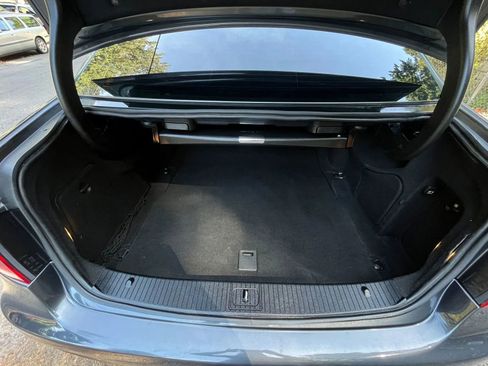 Used 2016 Mercedes-Benz E 350 Sedan image 13