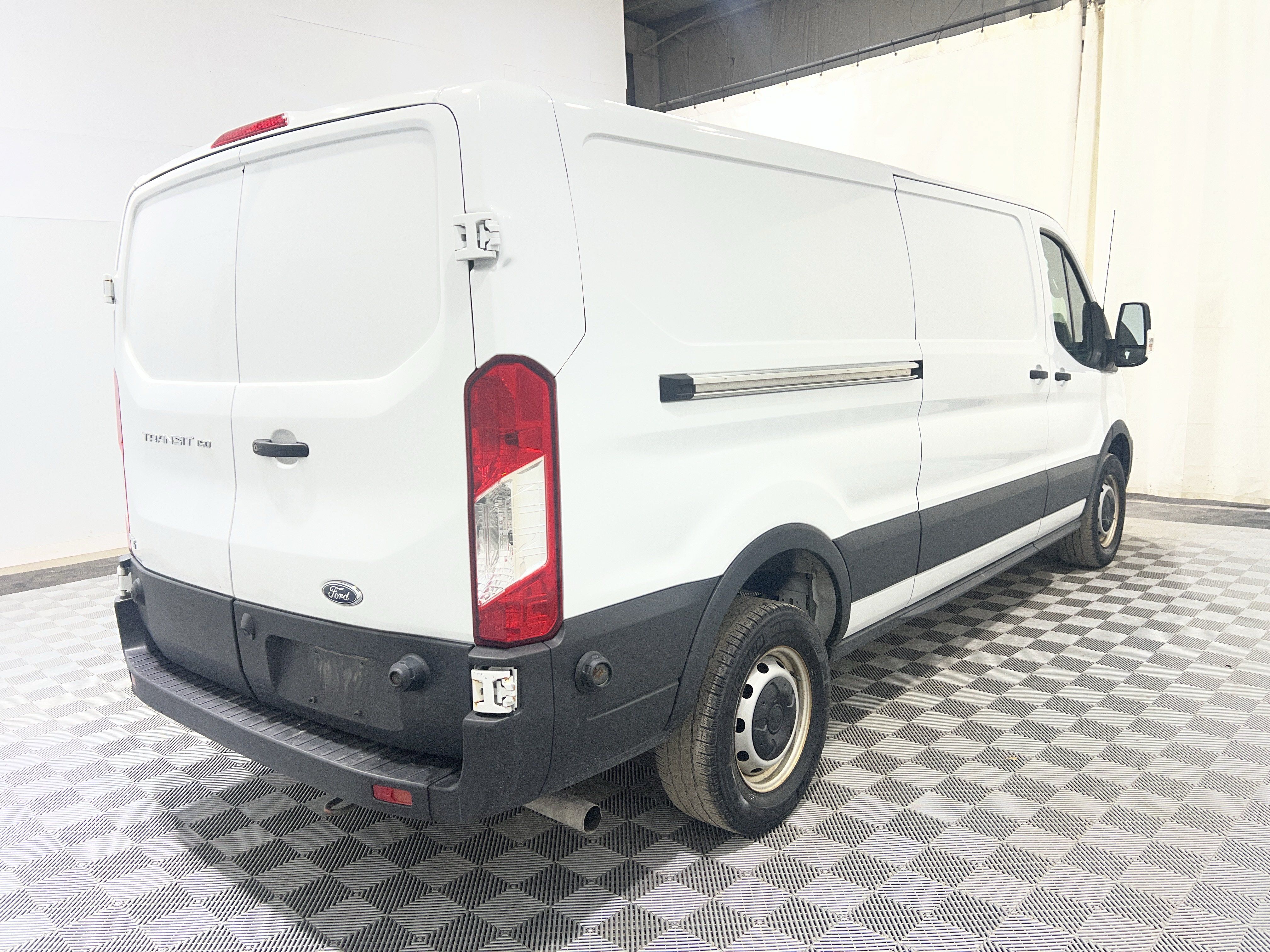 Used 2024 Ford Transit 150 Low Roof w/ Load Area Protection Package RWD image 3