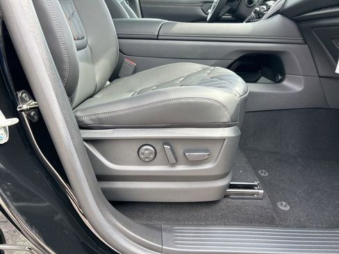 New 2025 Nissan Armada PRO-4X w/ Pro-4X Premium Package image 39