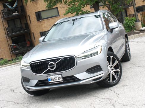Used 2018 Volvo XC60 T5 Momentum AWD/4WD image 8