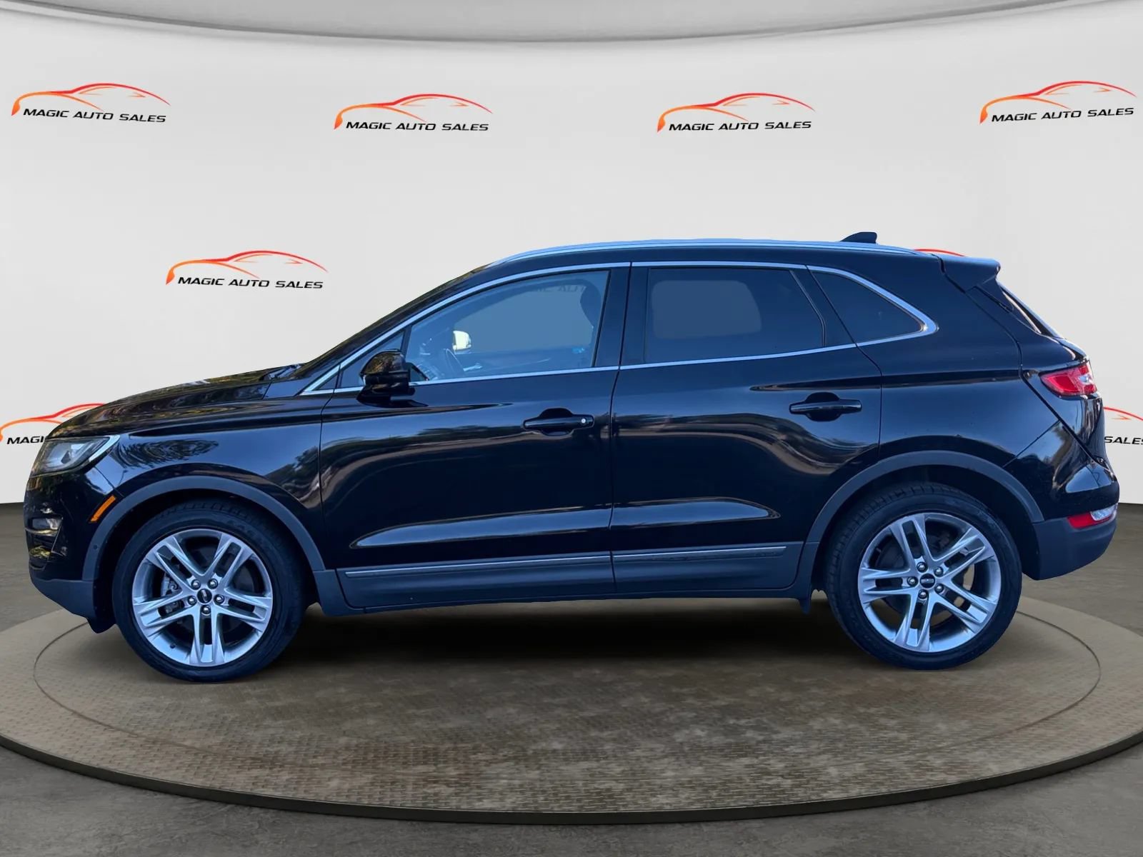 Used 2017 Lincoln MKC Reserve AWD/4WD image 7
