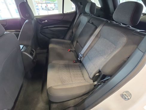 Used 2022 Chevrolet Equinox LT FWD image 30