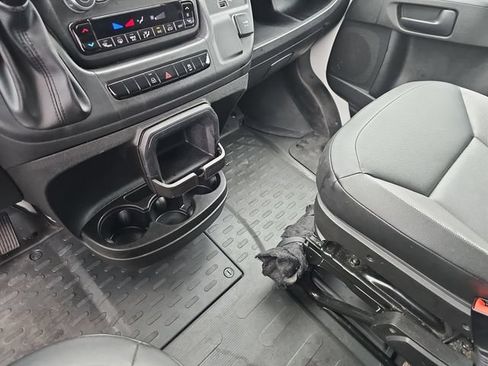 Used 2025 RAM ProMaster 2500 w/ Convenience Group FWD image 29