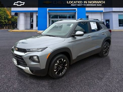 Certified 2023 Chevrolet TrailBlazer LT w/ Convenience Package AWD/4WD image 1