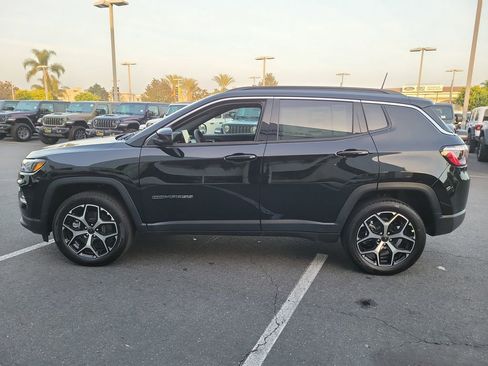 New 2026 Jeep Compass Limited image 28