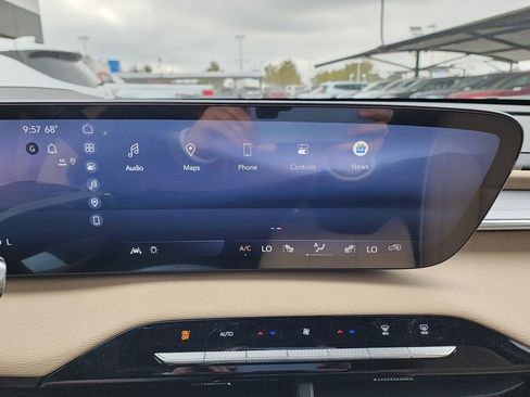 New 2026 Buick Enclave Preferred w/ Power Package image 28