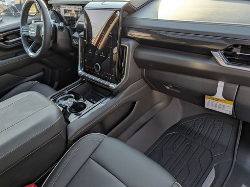 New 2026 GMC Yukon XL Elevation w/ Elevation Premium Package AWD/4WD image 35