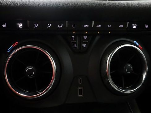 Used 2024 Chevrolet Blazer LT w/ Convenience Package FWD image 31