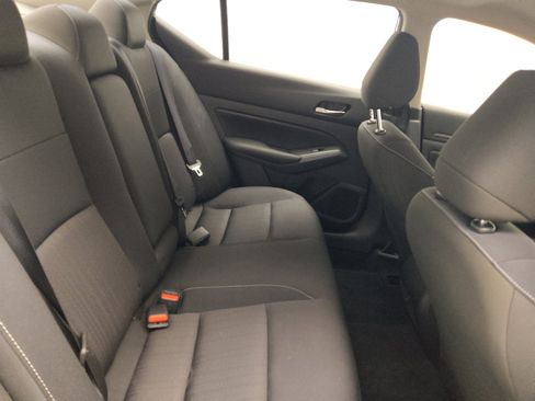 Used 2022 Nissan Altima 2.5 S FWD image 19