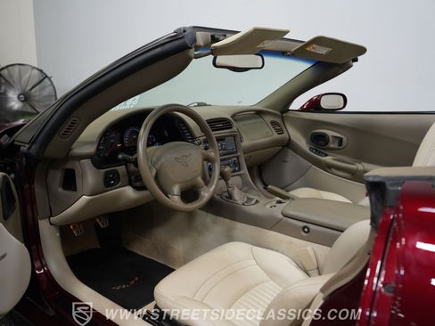 Used 2003 Chevrolet Corvette Convertible w/ Preferred Equipment Group1 RWD image 4