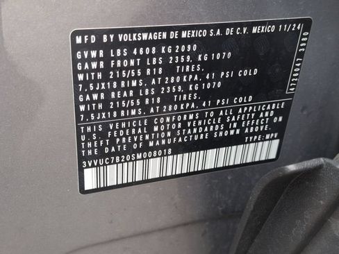 Used 2025 Volkswagen Taos SE AWD/4WD image 35