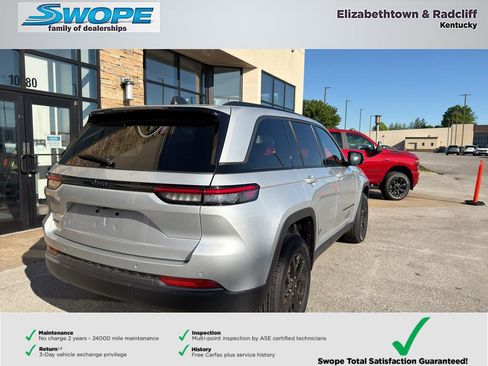 New 2026 Jeep Grand Cherokee Altitude AWD/4WD image 5