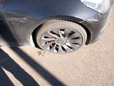 Used 2021 Tesla Model 3 Performance image 7