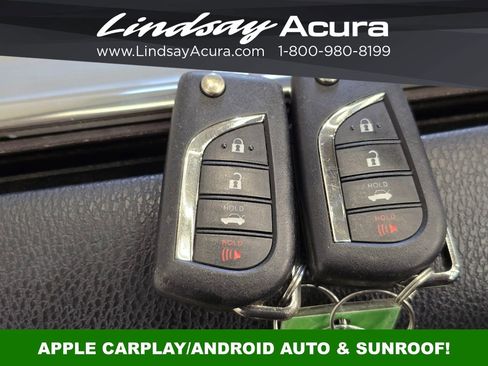 Used 2021 Toyota Camry SE w/ Cold Weather Package AWD/4WD image 23
