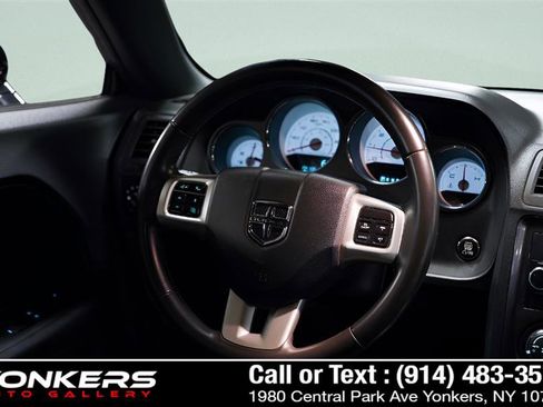 Used 2011 Dodge Challenger image 48