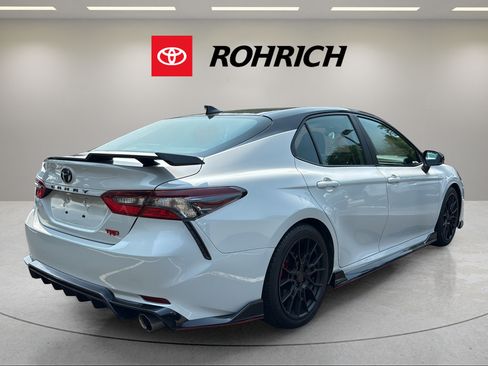 Used 2021 Toyota Camry TRD w/ TRD Package w/JBL Audio FWD image 6