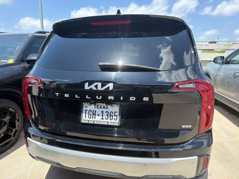Certified 2024 Kia Telluride S w/ S Sunroof Package AWD/4WD image 5