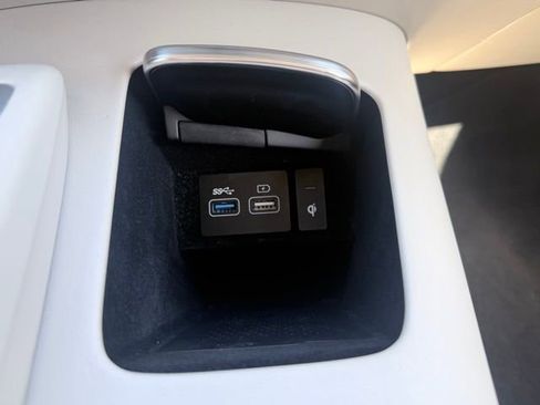 Used 2023 Genesis GV70 2.5T image 17