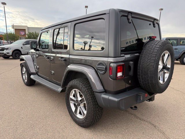 Used 2018 Jeep Wrangler Unlimited Sahara AWD/4WD image 8
