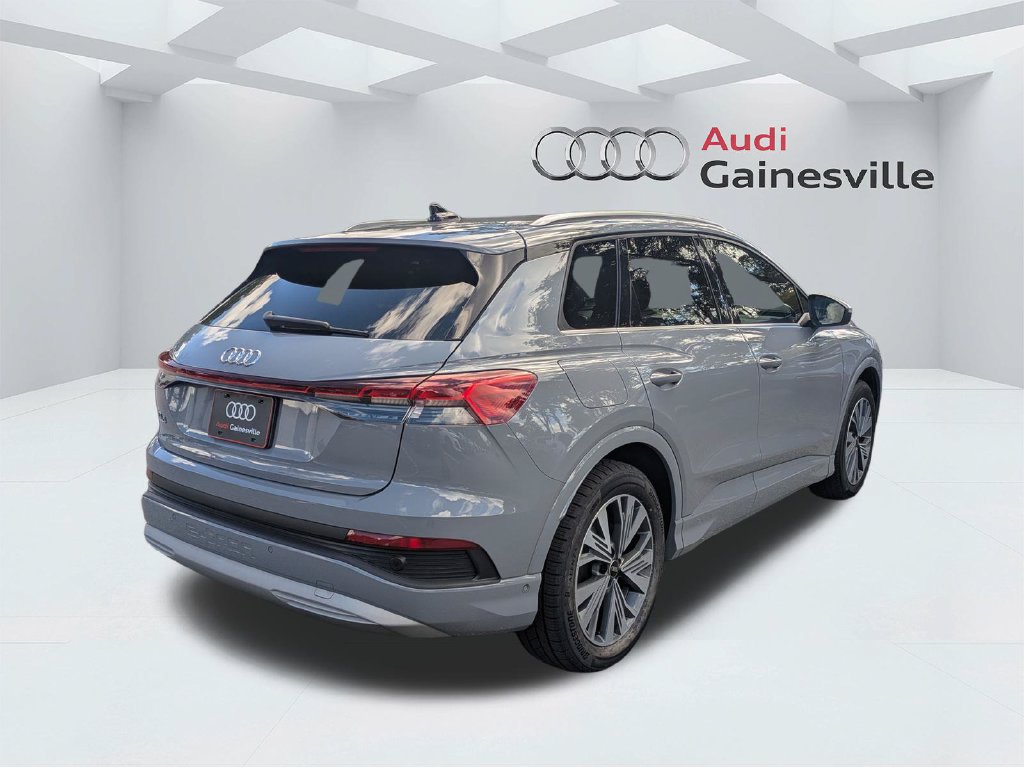 Used 2023 Audi Q4 e-tron Premium Plus w/ Premium Plus RWD image 5
