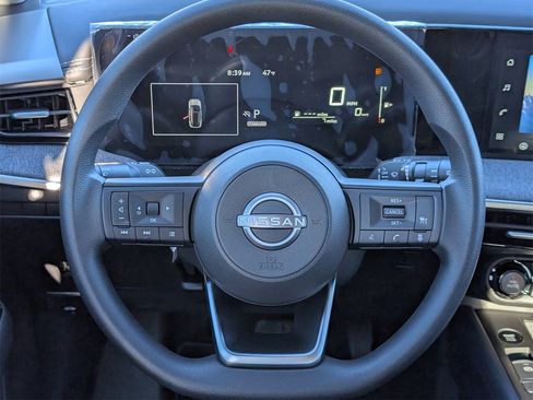 New 2026 Nissan Kicks SV image 10