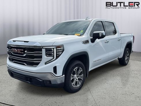 Used 2025 GMC Sierra 1500 SLT AWD/4WD image 1