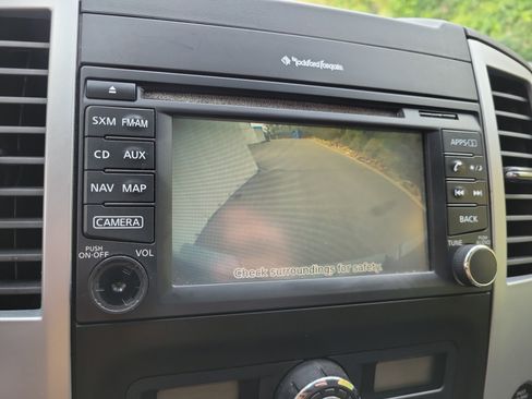 Used 2019 Nissan Frontier PRO-4X image 24