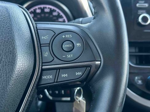 Used 2024 Toyota Camry SE image 25