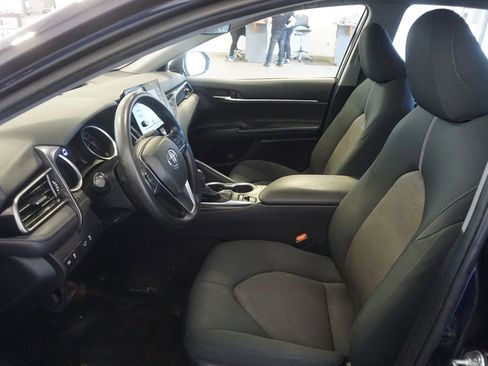 Used 2022 Toyota Camry LE AWD/4WD image 7