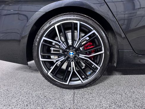 Used 2023 BMW 540i xDrive w/ M Sport Package AWD/4WD image 11