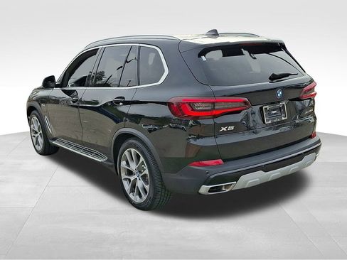 Used 2023 BMW X5 xDrive45e image 4