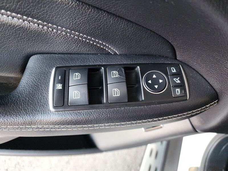 Used 2015 Mercedes-Benz ML 350 4MATIC w/ Premium 1 Package image 25