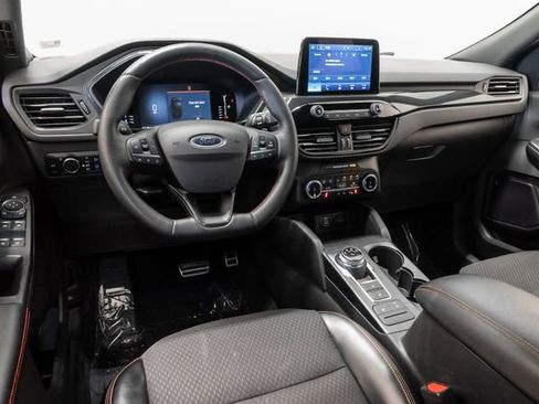 Used 2024 Ford Escape ST-Line w/ Cold Weather Package image 6