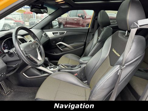 Used 2016 Hyundai Veloster w/ Option Group 02 image 3