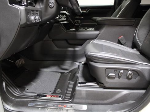 New 2026 GMC Sierra 1500 AT4X image 23