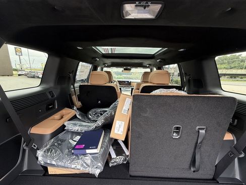 New 2026 Hyundai Santa Fe Calligraphy image 13