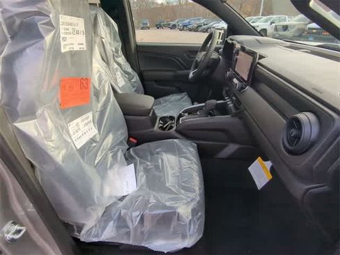 New 2026 Chevrolet Colorado W/T w/ WT Custom Package image 28