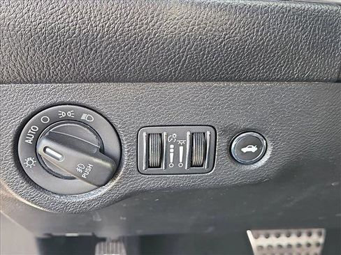 Used 2022 Dodge Challenger R/T image 15