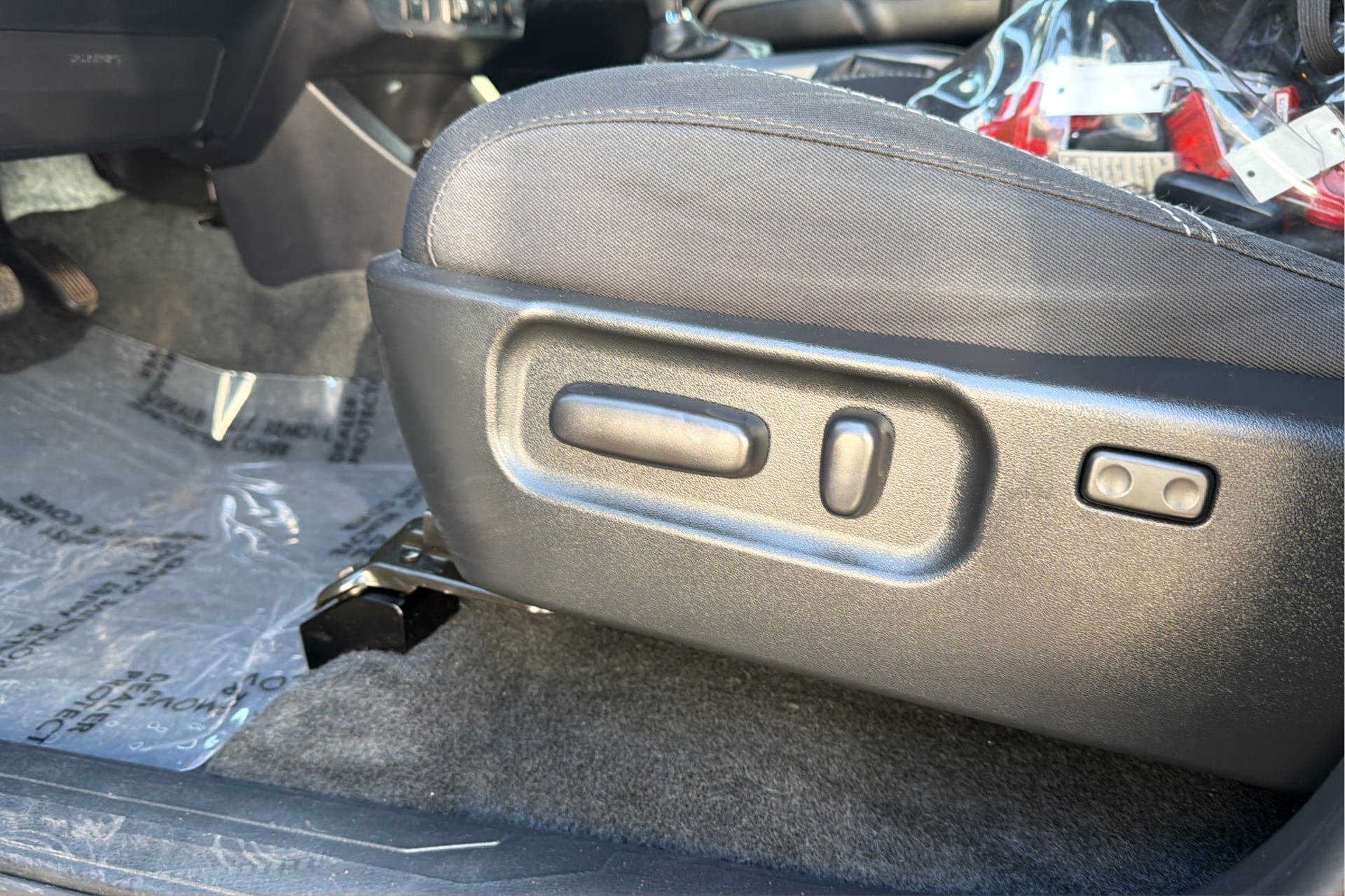 Used 2021 Toyota Tacoma TRD Off-Road AWD/4WD image 21