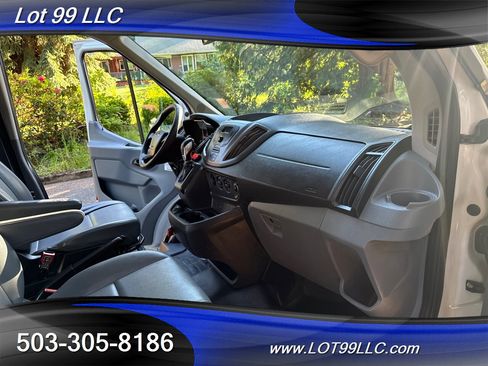 Used 2018 Ford Transit 150 XL image 43