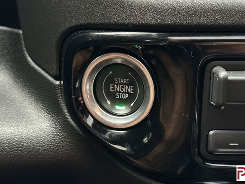 Certified 2024 Chevrolet Silverado 1500 High Country image 23